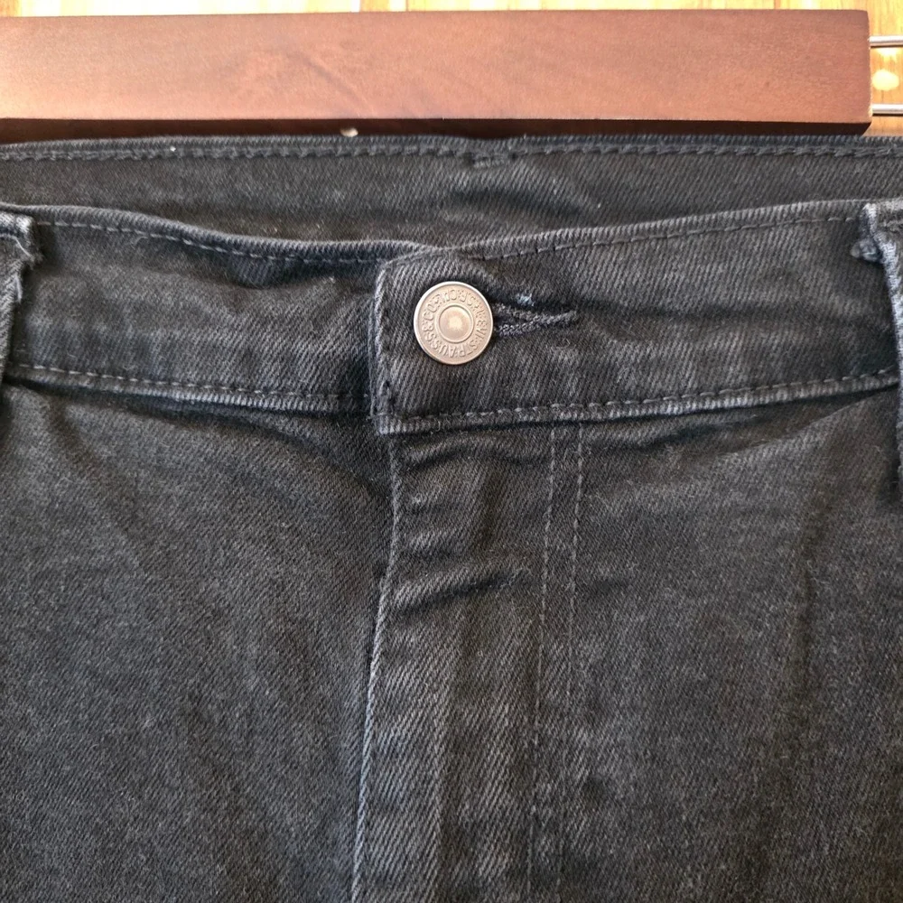 Levi's 541 Athletic Taper Jeans Mens 44x29 Black Excellent Denim Pants